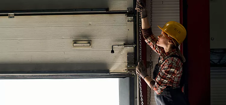 Addressing Common Garage Door Stoppage Issues in Lake Ridge, VA