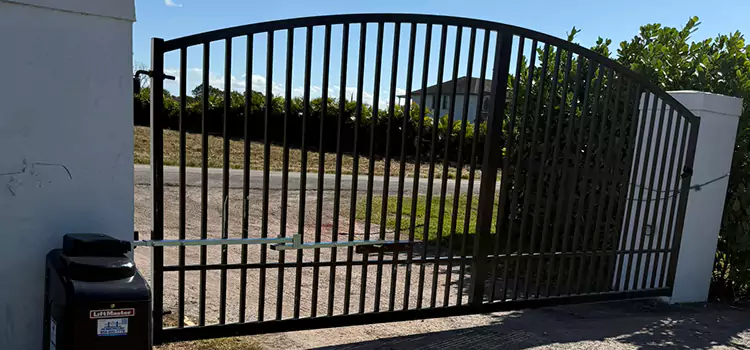 Driveway Fence Repair Lake Ridge